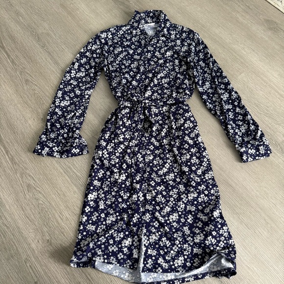 LuLaRoe Dresses & Skirts - Navy Floral Wrap Dress